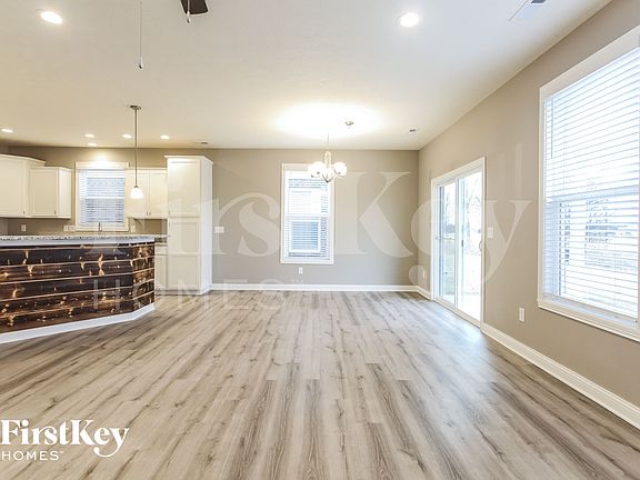 3rd image of 13360 N White Cloud Ct