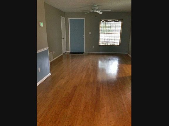 4th image of 306 Meadow Hills Ct