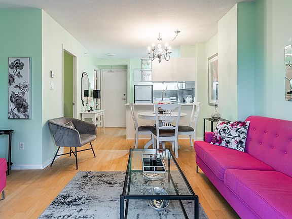 5th image of 1189 Howe St #1003
