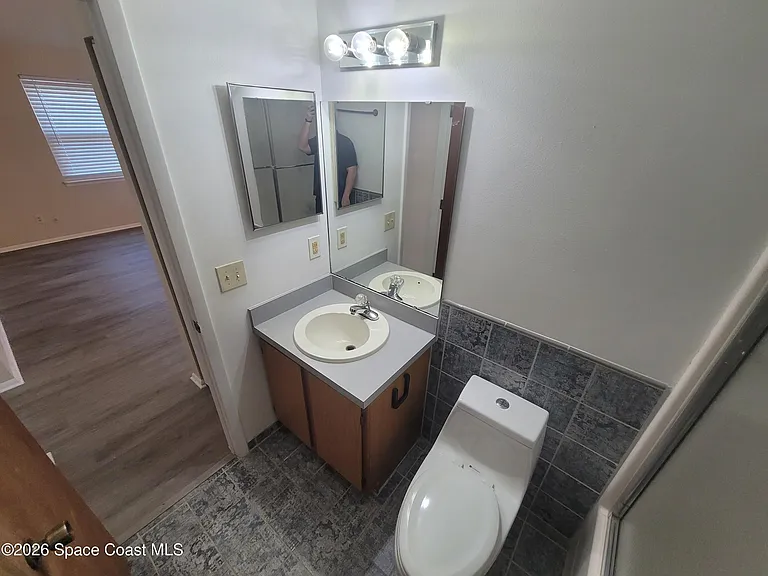 782 Simon St SE — Photo 31