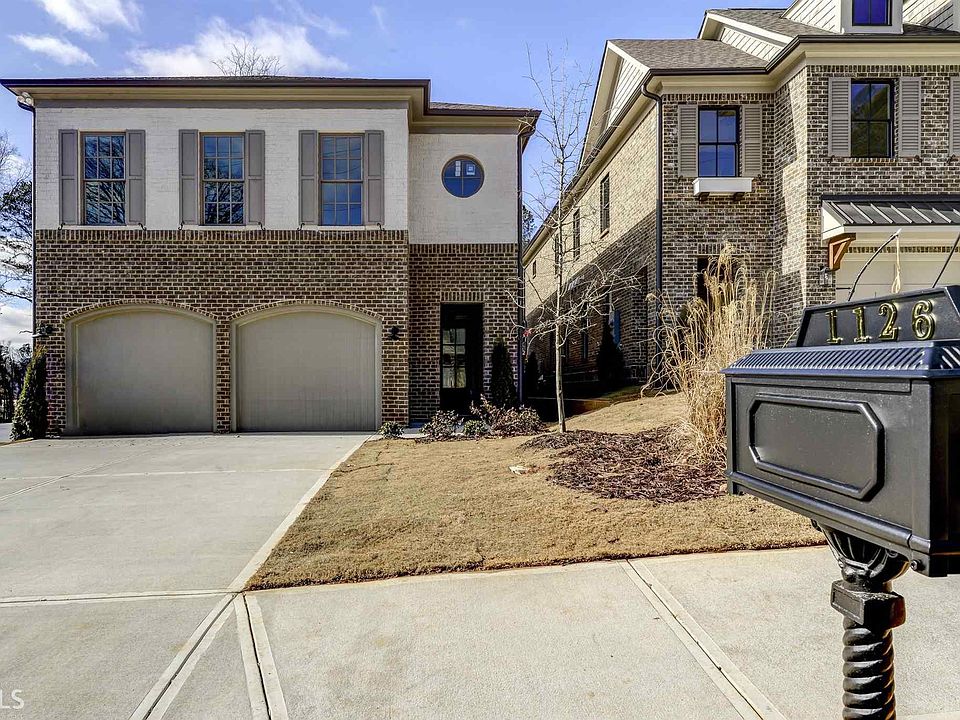 1st image of 1126 Blackshear Dr