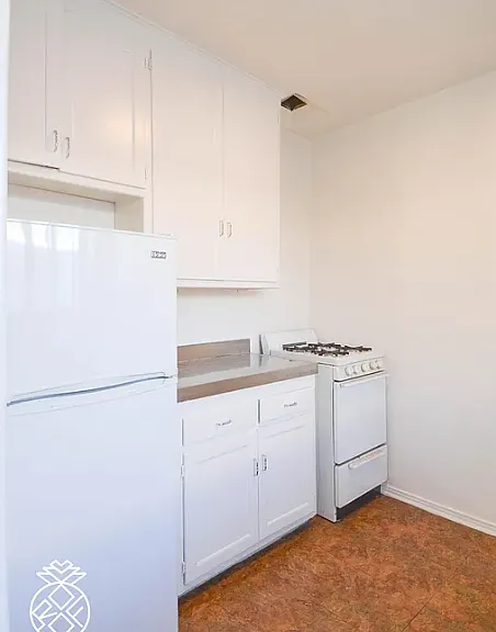 3837 Los Feliz Blvd #6 — Photo 8