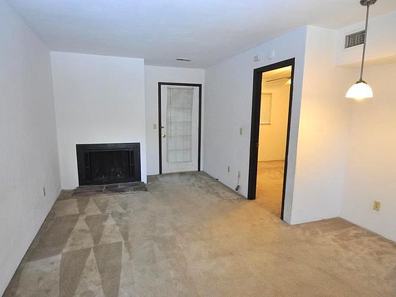 2nd image of 138 Ashley Dr