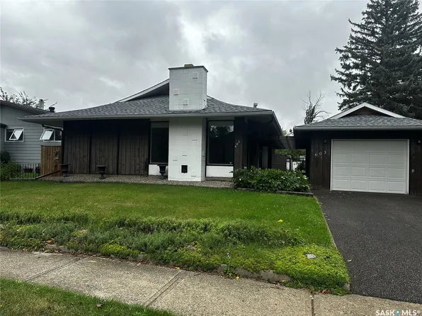 603 3rd Avenue NW, Weyburn, SK S4H 1R2
