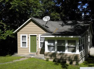 29 Church St, Coxsackie, NY 12051