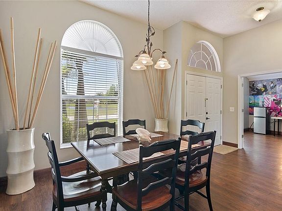 3rd image of 5748 Donnelly Cir