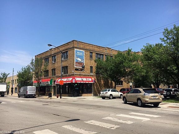 4th image of 4501 N Kedzie Ave #828