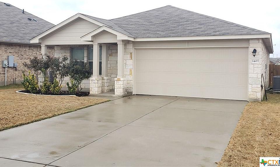 1st image of 1407 Emerald Gate Dr