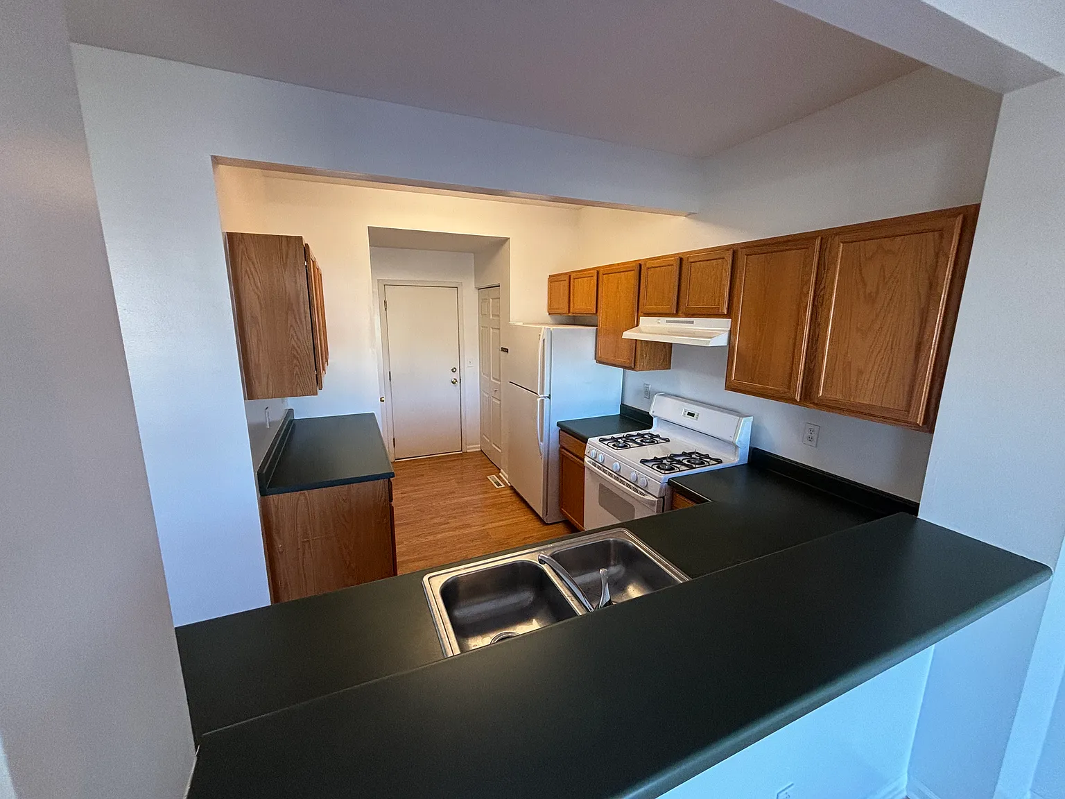 4445 Kellee Ln — Photo 4