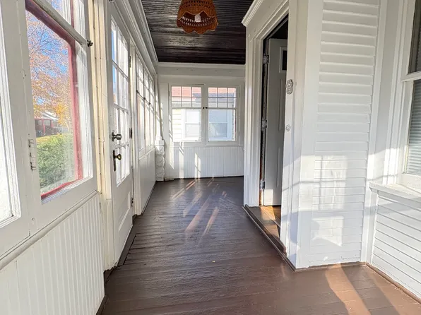 (undisclosed Address), Milwaukee, WI 53208