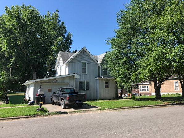 107 E Main St