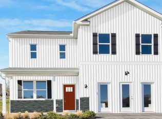 304 Dye Ln, Morgantown, WV 26501