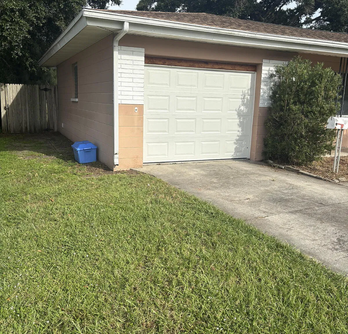 2 bed, 1.5 bath, 1150 sqft, $1,900 — Photo 3