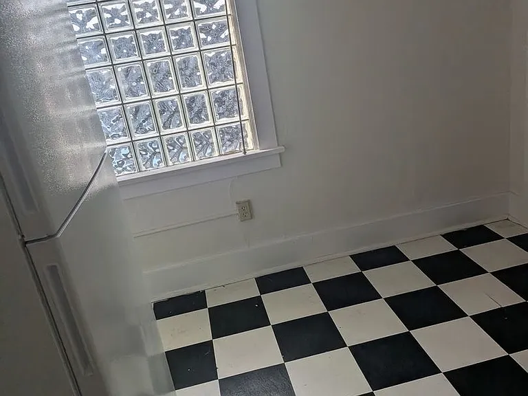 601 Union Ave — Photo 6