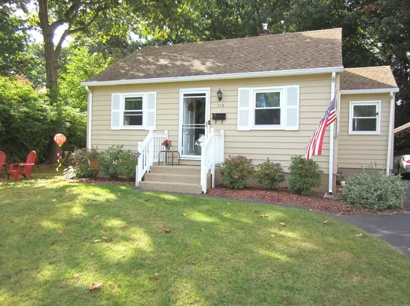 112 Deepwood Drive, Manchester, CT 06040