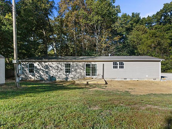 4th image of 1734 Bainum Rd