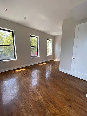 Rented by The Brokerage Group LLC | media 43