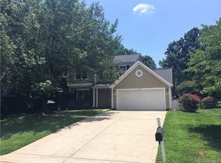 9110 Lake Spring Ave, Charlotte, NC 28216