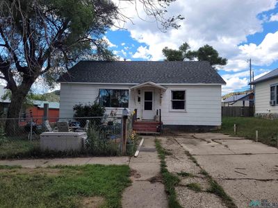 1050 N 1st St, Raton, NM, 87740