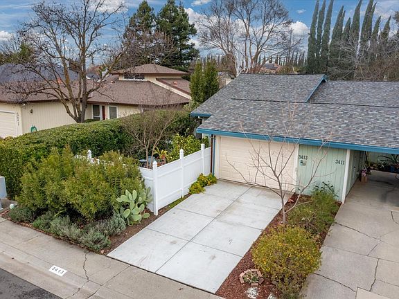 3rd image of 3413 Seabright Avenue