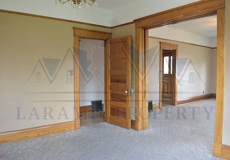 358 N 5th St #A — Photo 8