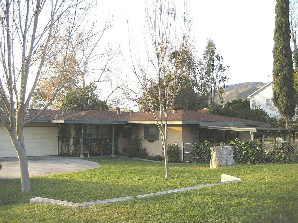 192 E 49th St, San Bernardino, CA 92404 Zillow