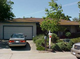 6939 Steamboat Way, Sacramento, CA 95831