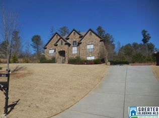 7022 Chatham Dr, Trussville, AL 35173