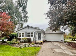 802 Trumbull St, Saint Clair, MI