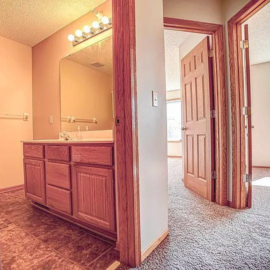 3505 Abercrombie Ln — Photo 13