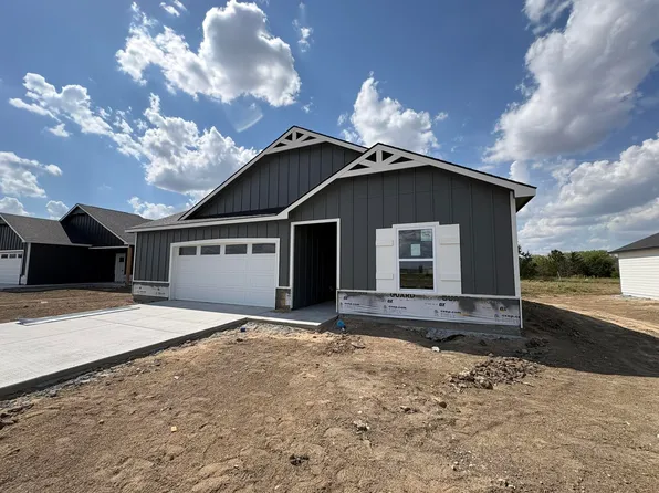5713 Plumthicket St, Wichita, KS 67226