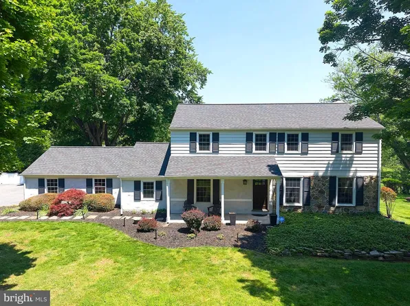 433 Brinton Lake Rd, Thornton, PA 19373