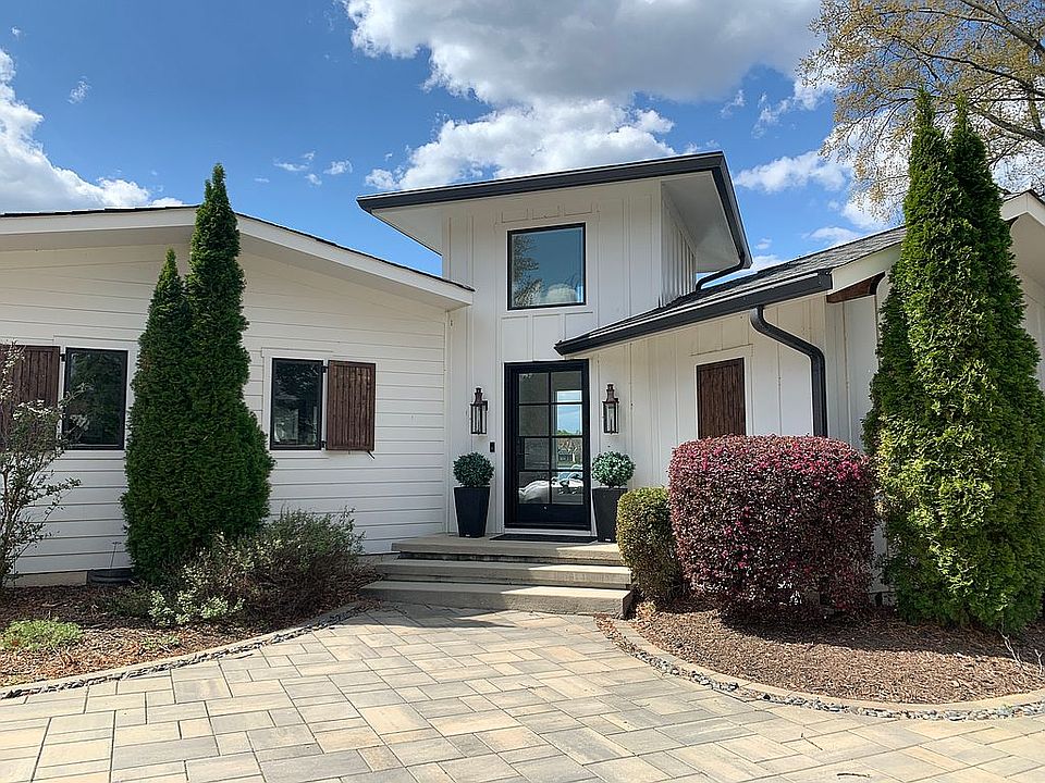 2nd image of 19129 Lakehouse Pointe Dr