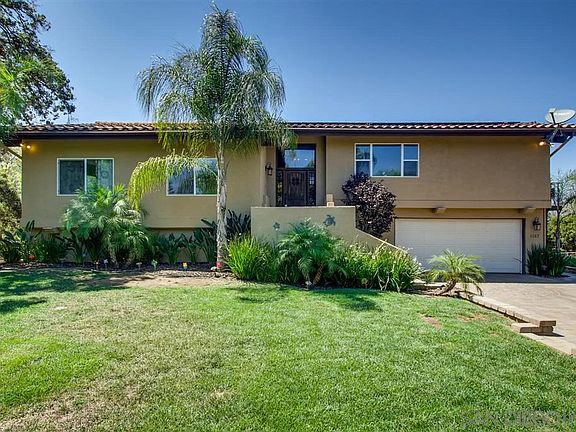 2nd image of 1157 Valencia Dr
