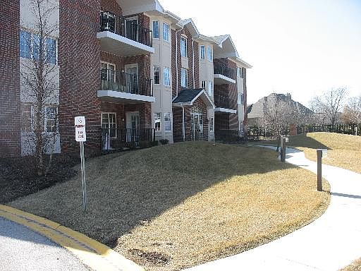 1st image of 13079 S Laurel Glen Ct #304