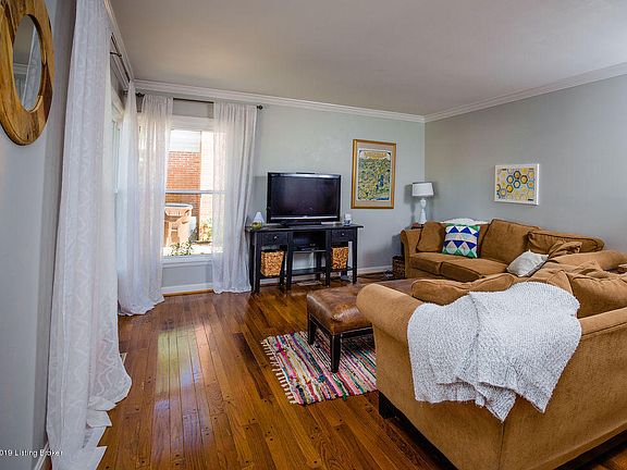 5th image of 3706 Rosemont Blvd