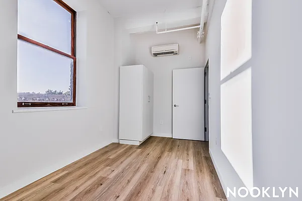 Rented by Nooklyn NYC LLC | media 53