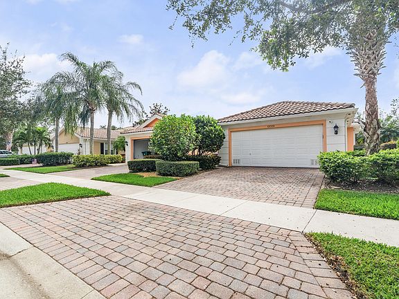 2nd image of 12009 SW Elsinore Drive