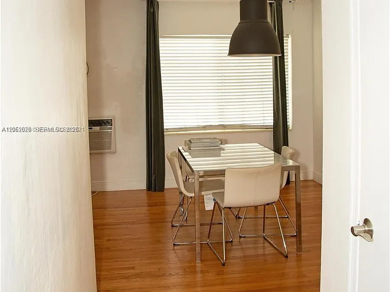 233 Madeira Ave #2 — Photo 18