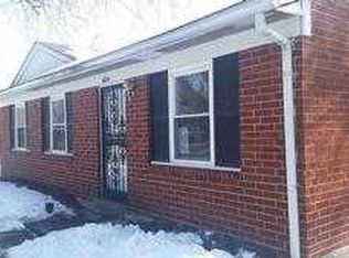 6004 Toebbe Ln, Louisville, KY 40229