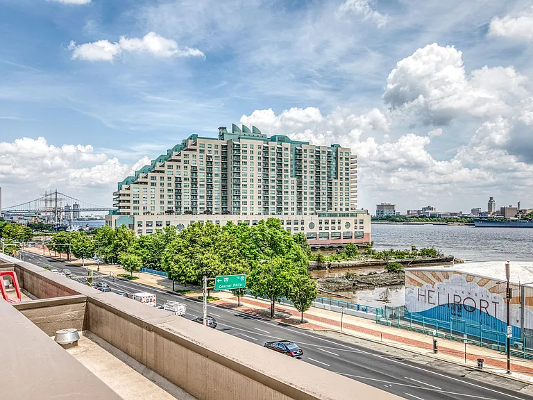 740 S Christopher Columbus Blvd #54 — Photo 3