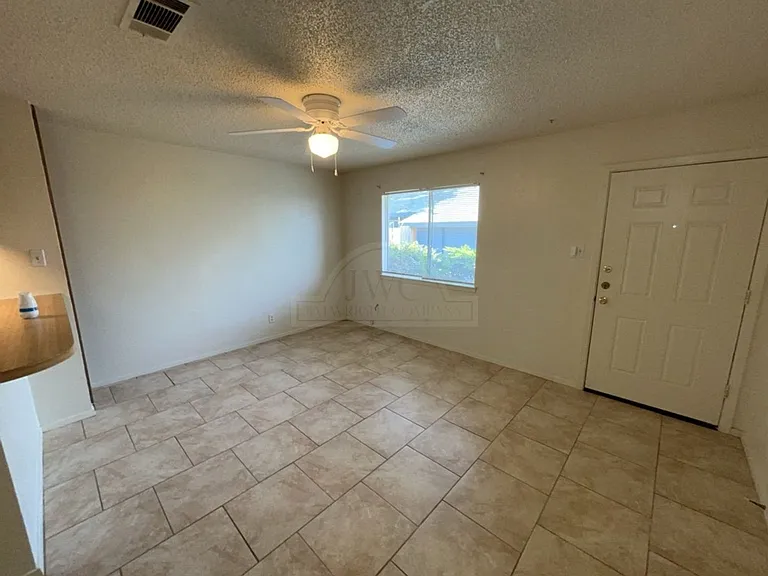2210 Silverway, Killeen — Photo 5