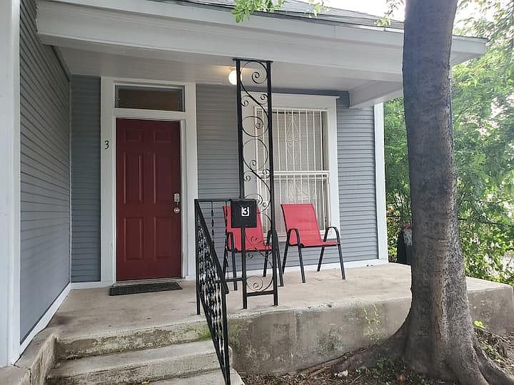 1st image of 403 W Highland Blvd #3