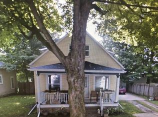 445 Pleasant St, Charlotte, MI 48813