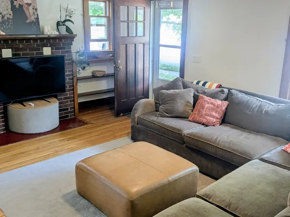 93 Caroline St, Burlington, VT 05401