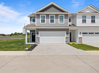 2822 NW 33rd Ln, Ankeny, IA 50023