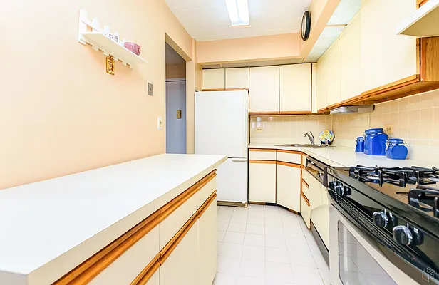 Sold by Halstead Real Estate | media 15