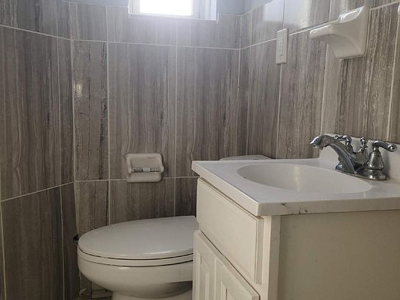 3rd image of 449 Palisade Ave #5