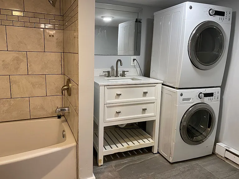 1002 N Aurora St — Photo 20