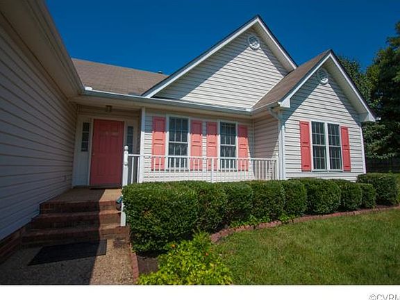 3rd image of 3800 Mill Place Dr